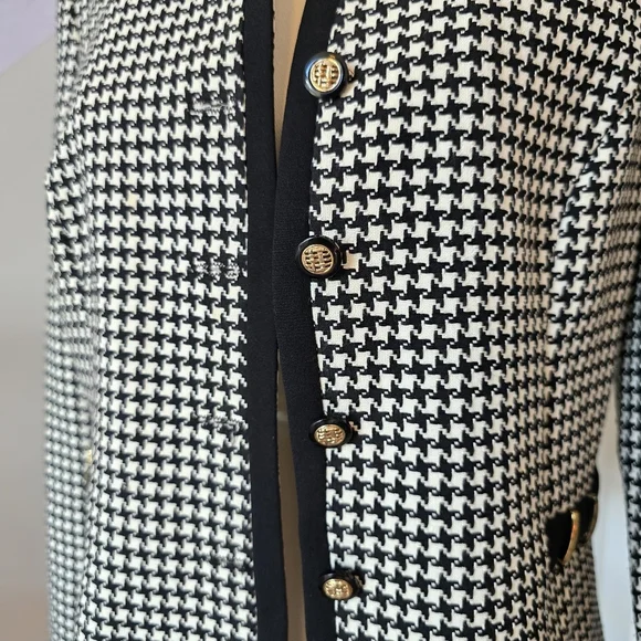 Virgo Petite | Size 12p | Black & White Houndstooth Blazer - Picture 3 of 7